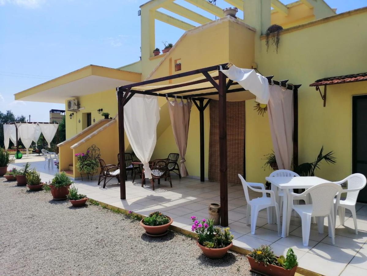 Bed and Breakfast TENUTA Li FRASULLI Tuglie Exterior foto